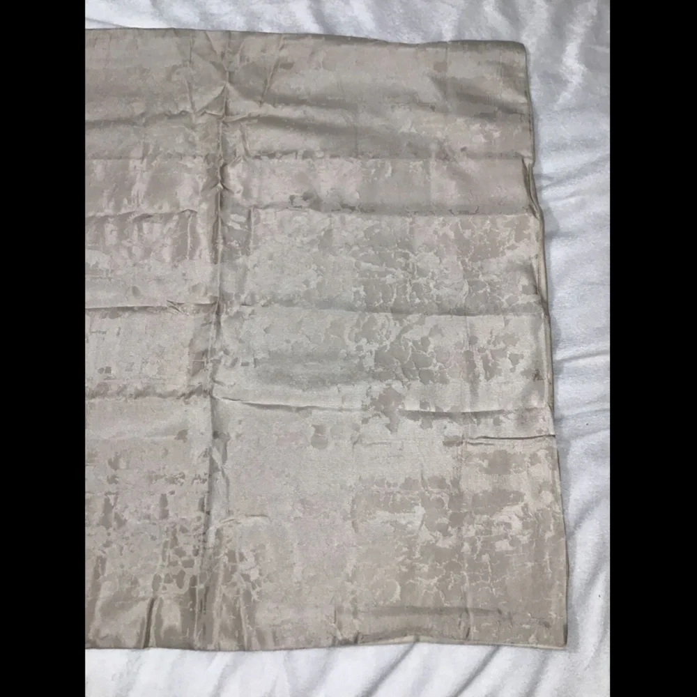 NIB Donna Karan Moonscape Euro Pillow‎ Sham Champag